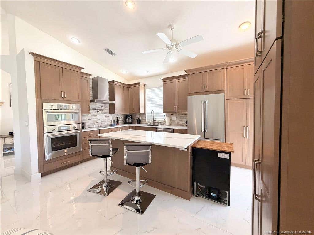 Photo of 2937 SE Kingsmill Place, Stuart, FL 34997 (MLS # M20056611)