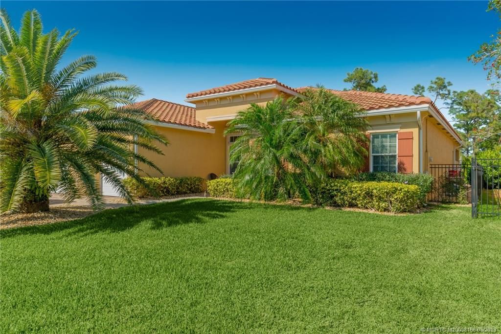 Photo of 6530 SW Key Deer Lane, Palm City, FL 34990 (MLS # M20038156)