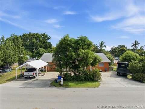 Photo of 2696 SE Bonita Street, Stuart, FL 34997 (MLS # M20057261)
