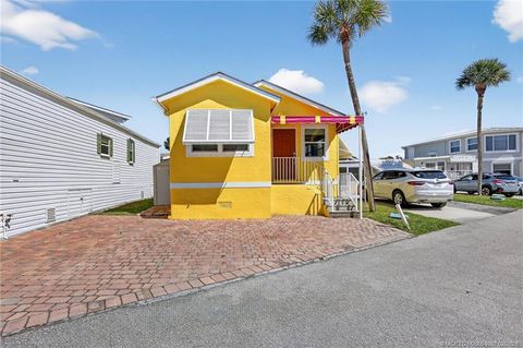 Homes For Sale - 630 Nettles Boulevard<br/> Jensen Beach, FL 34957