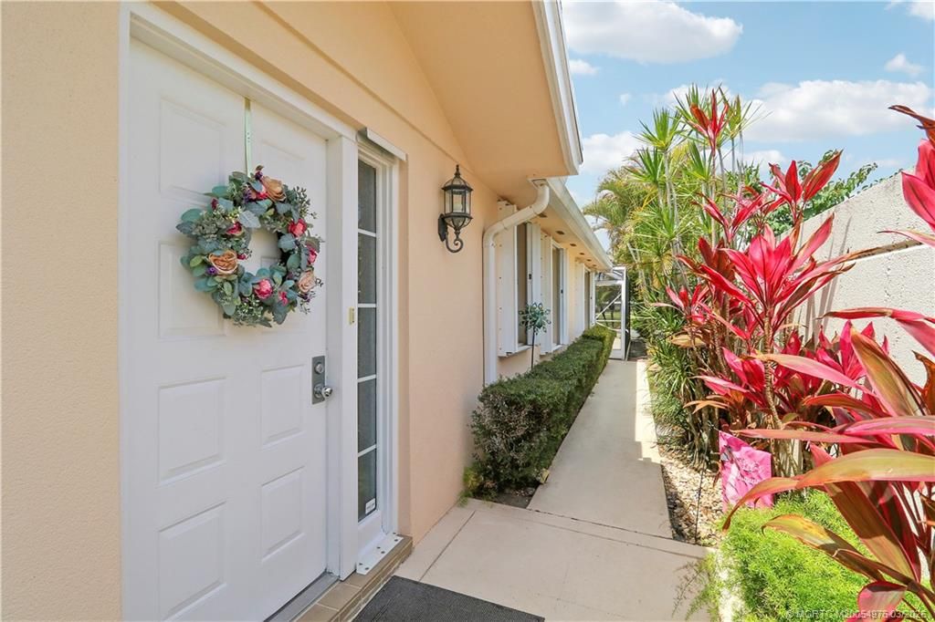 Photo of 107 Brier Circle, Jupiter, FL 33458 (MLS # M20054976)