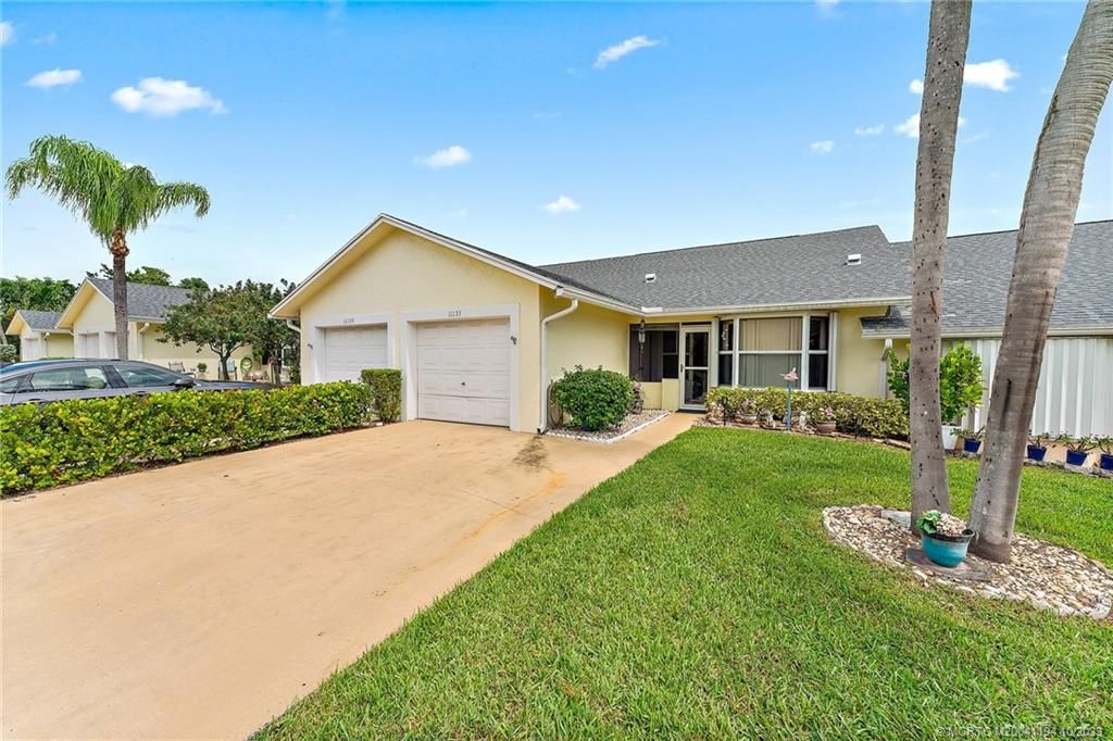 Photo of 11133 SE Sea Pines Circle, Hobe Sound, FL 33455 (MLS # M20041194)