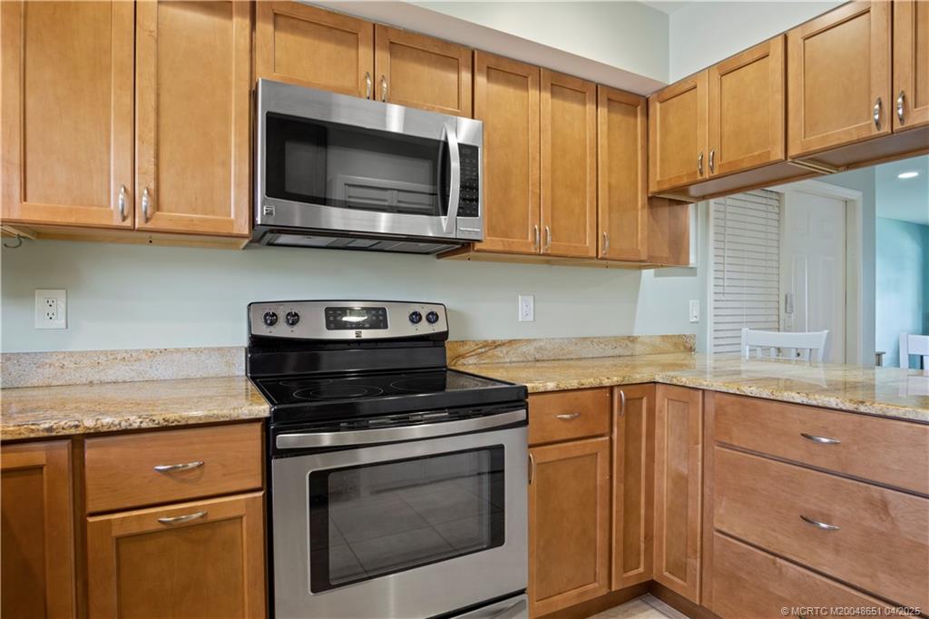 Stuart, Florida 34997, United States, 2 Bedrooms Bedrooms, ,2 BathroomsBathrooms,Residential,Active,15468