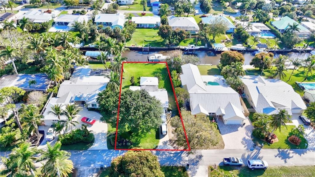 Photo of 509 SW North Carolina Drive, Stuart, FL 34994 (MLS # M20049134)