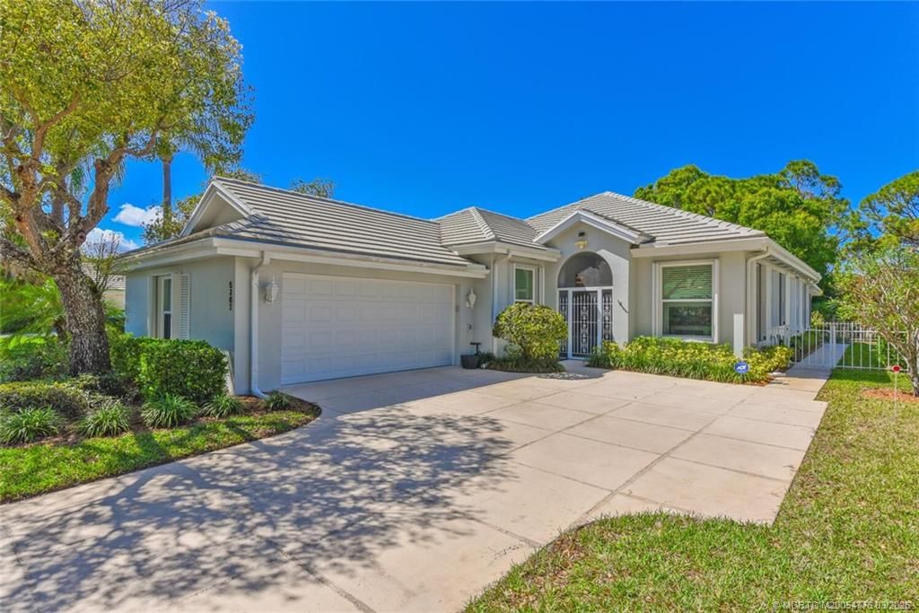Photo of 5263 SE Sweetbrier Terrace, Hobe Sound, FL 33455 (MLS # M20054776)