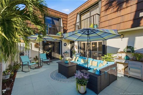 Townhouse For Sale - 5982 SE Riverboat Drive<br/> Stuart, FL 34997