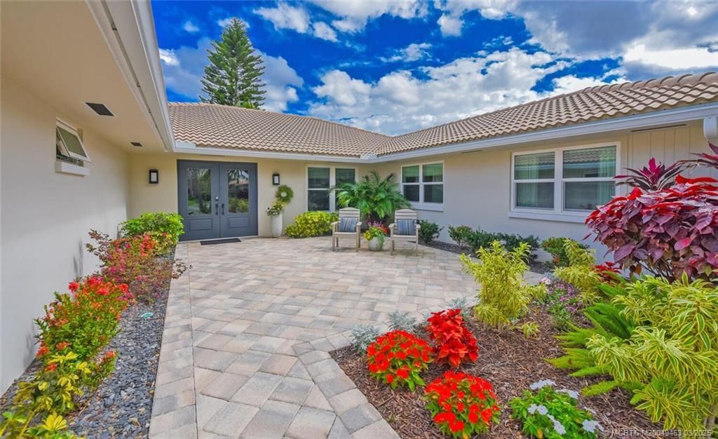 Photo of 4915 SW Loch Lane, Palm City, FL 34990 (MLS # M20049463)