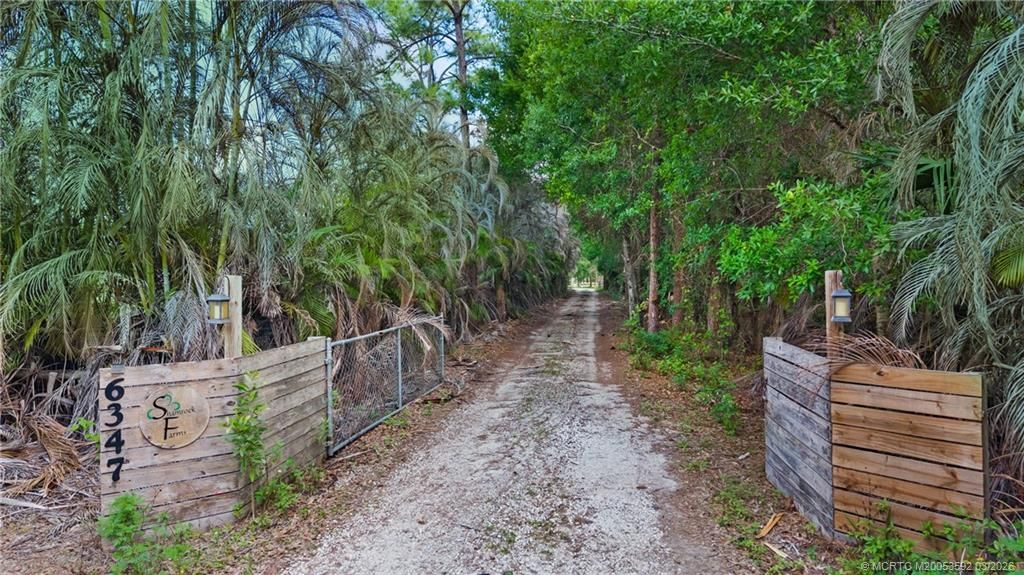 Photo of 6347 SW Travers Street, Palm City, FL 34990 (MLS # M20053592)