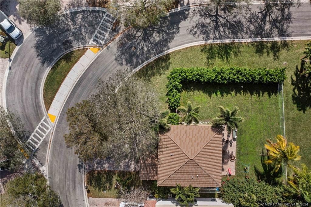 Photo of 4843 SE Duval Drive, Stuart, FL 34997 (MLS # M20042894)