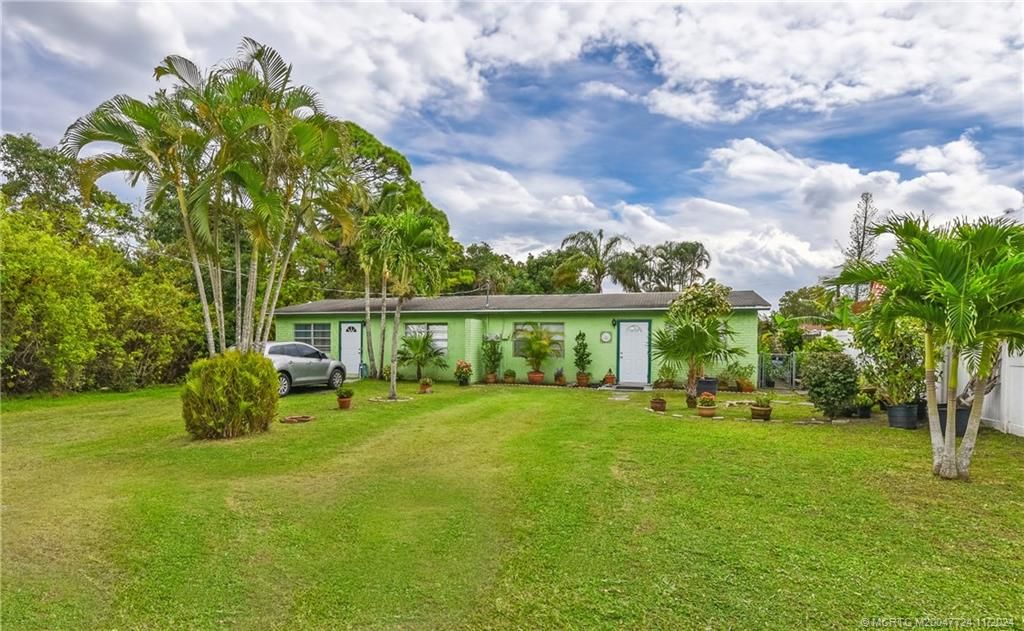 Photo of 3249 SW Cornell Avenue, Palm City, FL 34990 (MLS # M20047724)