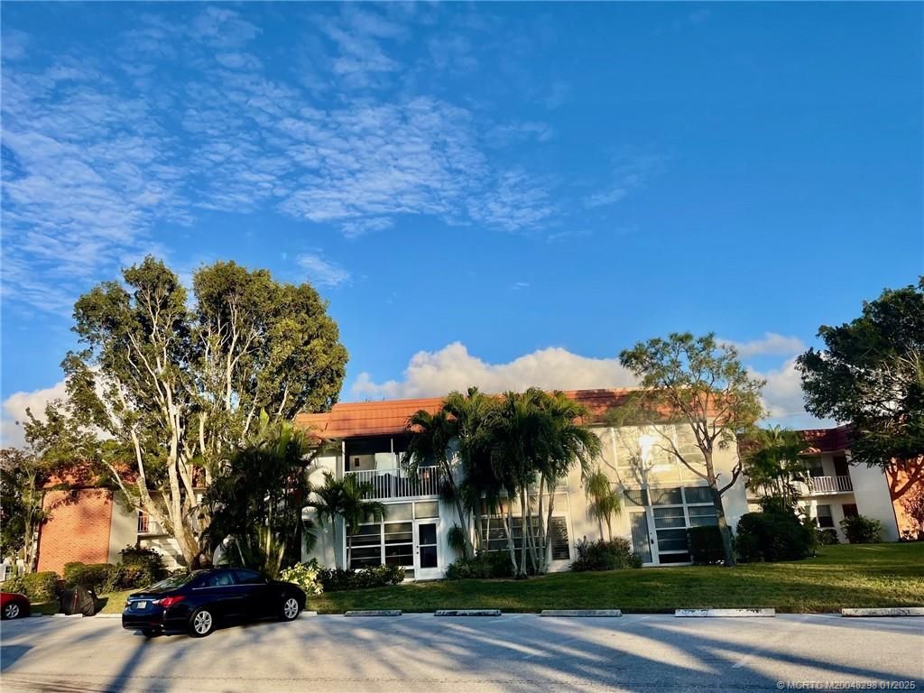 Photo of 2600 SE Ocean Boulevard #B14, Stuart, FL 34996 (MLS # M20048298)