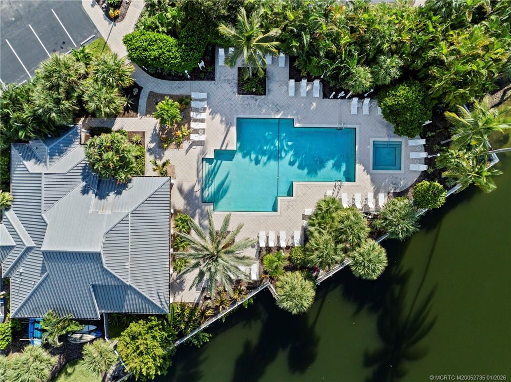 5750 NE Island Cove Way 3203