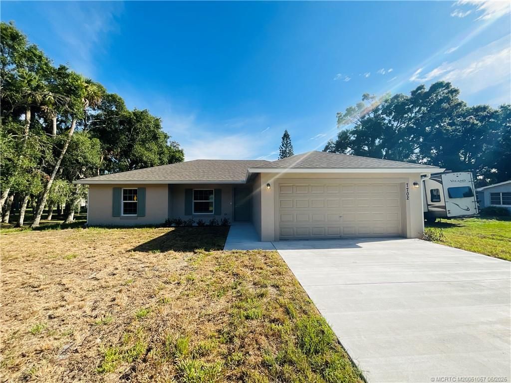 Photo of 7702 Lakeland Boulevard, Fort Pierce, FL 34951 (MLS # M20051057)