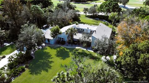 Photo of 1672 SW Sandtrap Crescent, Palm City, FL 34990 (MLS # M20053704)