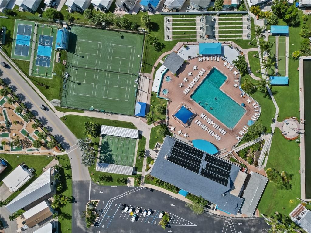 Photo of 2033 Nettles Boulevard, Jensen Beach, FL 34957 (MLS # M20050124)