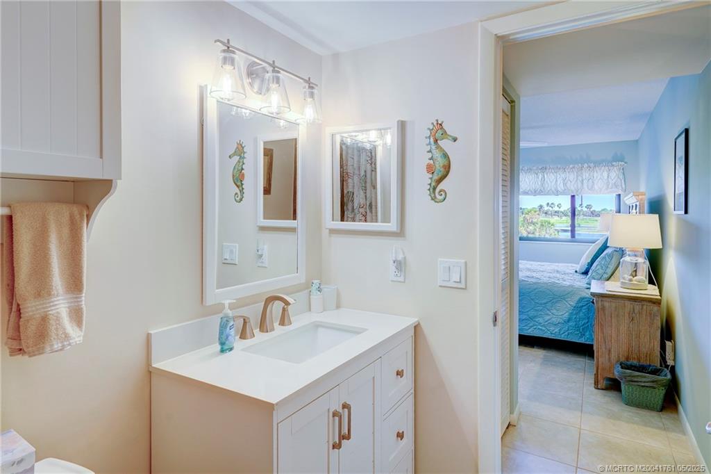 Stuart, Florida 34996, United States, 2 Bedrooms Bedrooms, ,2 BathroomsBathrooms,Residential,Active,69072