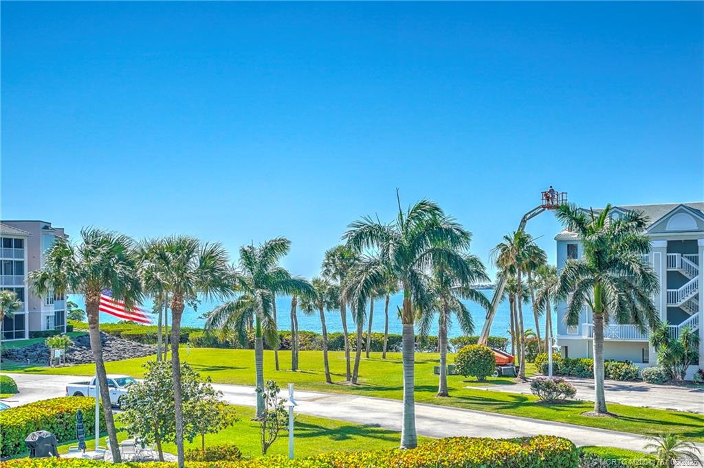 Stuart, Florida 34996, United States, 2 Bedrooms Bedrooms, ,2 BathroomsBathrooms,Residential,Active,69072