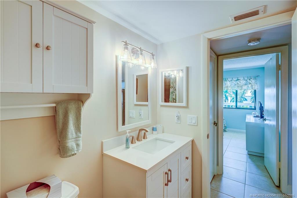 Stuart, Florida 34996, United States, 2 Bedrooms Bedrooms, ,2 BathroomsBathrooms,Residential,Active,69072