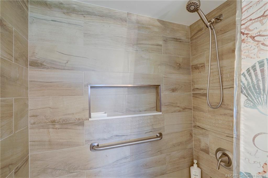 Stuart, Florida 34996, United States, 2 Bedrooms Bedrooms, ,2 BathroomsBathrooms,Residential,Active,69072