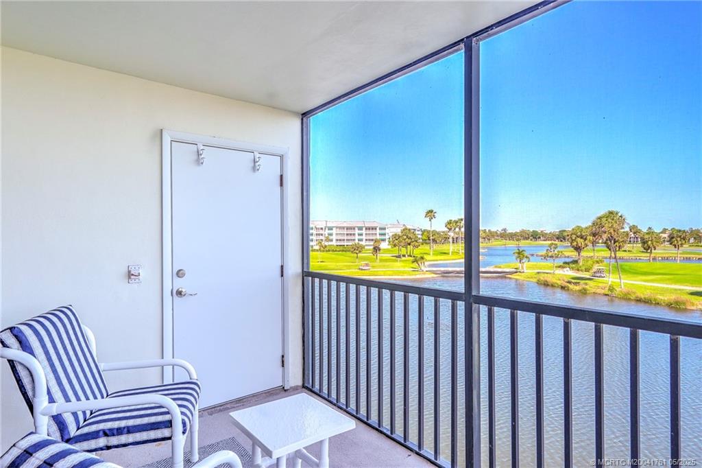 Stuart, Florida 34996, United States, 2 Bedrooms Bedrooms, ,2 BathroomsBathrooms,Residential,Active,69072