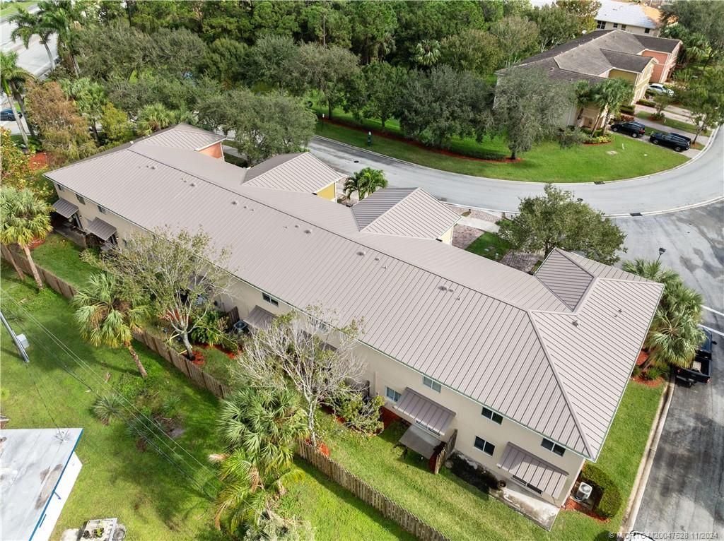 Photo of 320 SE Bloxham Way, Stuart, FL 34997 (MLS # M20047528)