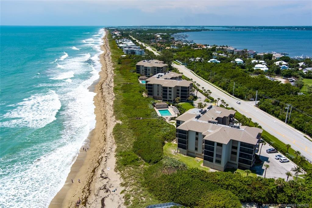 Stuart, Florida 34996, United States, 2 Bedrooms Bedrooms, ,2 BathroomsBathrooms,Residential,Active,71125