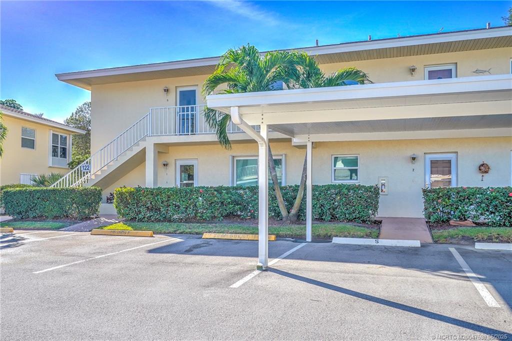 Stuart, Florida 34996, United States, 2 Bedrooms Bedrooms, ,2 BathroomsBathrooms,Residential,Active,33330