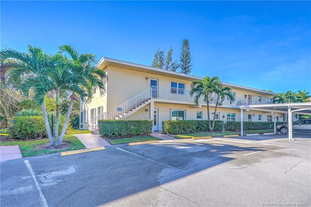 Stuart, Florida 34996, United States, 2 Bedrooms Bedrooms, ,2 BathroomsBathrooms,Residential,Active,33330