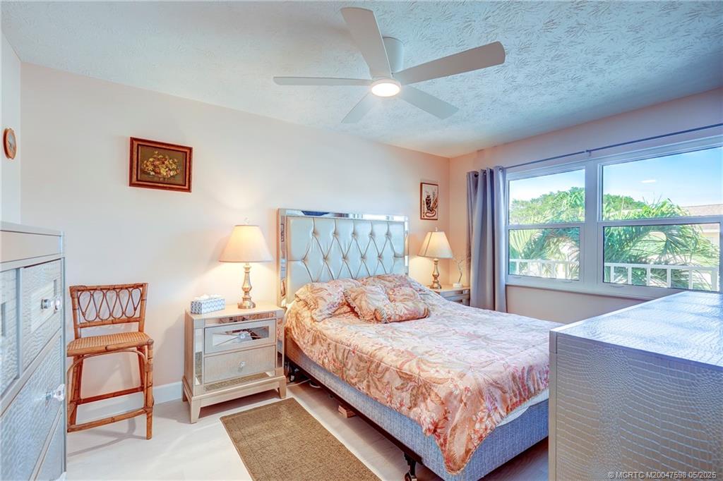 Stuart, Florida 34996, United States, 2 Bedrooms Bedrooms, ,2 BathroomsBathrooms,Residential,Active,33330