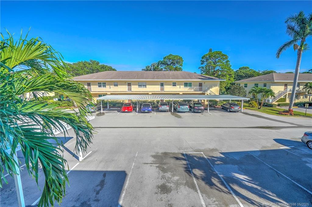 Stuart, Florida 34996, United States, 2 Bedrooms Bedrooms, ,2 BathroomsBathrooms,Residential,Active,33330