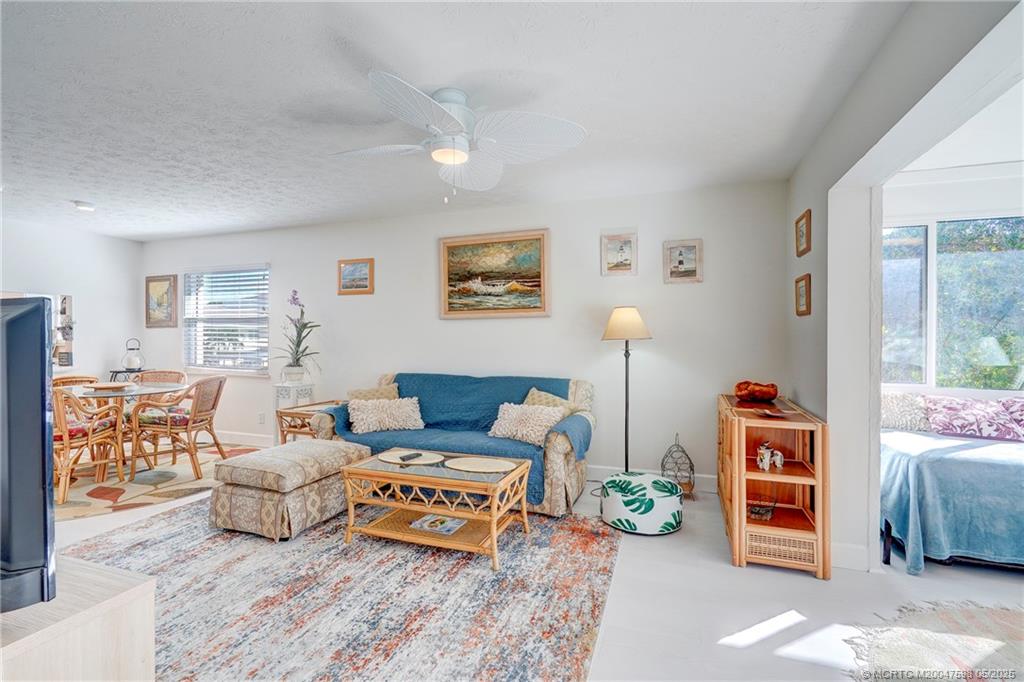 Stuart, Florida 34996, United States, 2 Bedrooms Bedrooms, ,2 BathroomsBathrooms,Residential,Active,33330