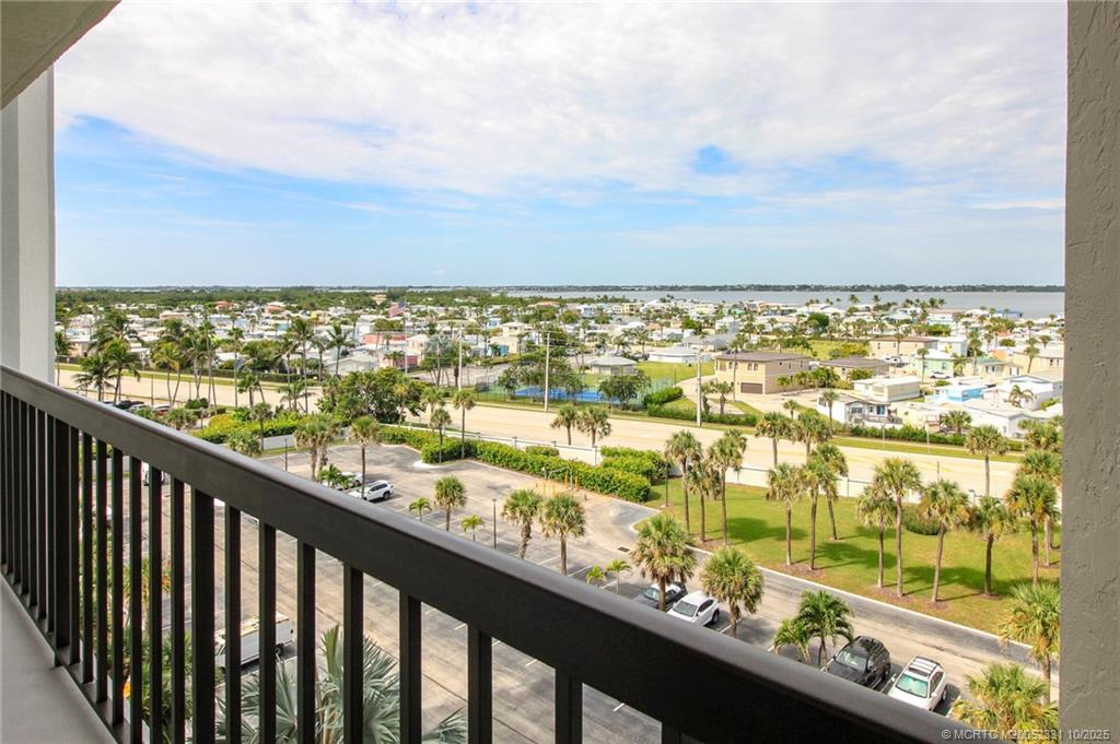 Jensen Beach, Florida 34957, United States, 2 Bedrooms Bedrooms, ,2 BathroomsBathrooms,Residential,Active,215133