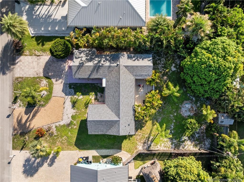 Photo of 4805 SE Manatee Terrace, Stuart, FL 34997 (MLS # M20049159)