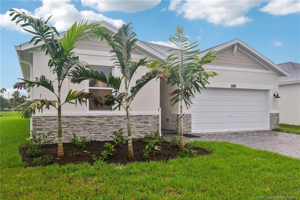 Photo of 8981 Dahlia Circle, Port Saint Lucie, FL 34986 (MLS # M20046465)