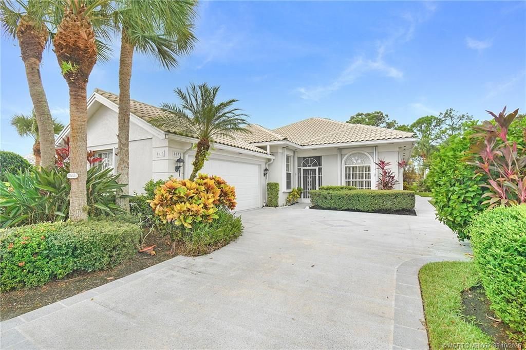 Photo of 8033 SE Double Tree Drive, Hobe Sound, FL 33455 (MLS # M20052185)