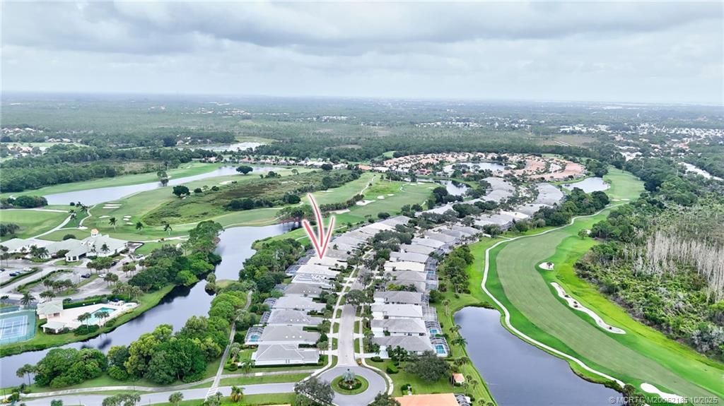 Photo of 8033 SE Double Tree Drive, Hobe Sound, FL 33455 (MLS # M20052185)