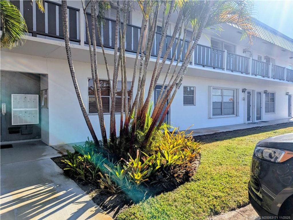 Photo of 2929 SE Ocean Boulevard #139-3, Stuart, FL 34996 (MLS # M20053171)