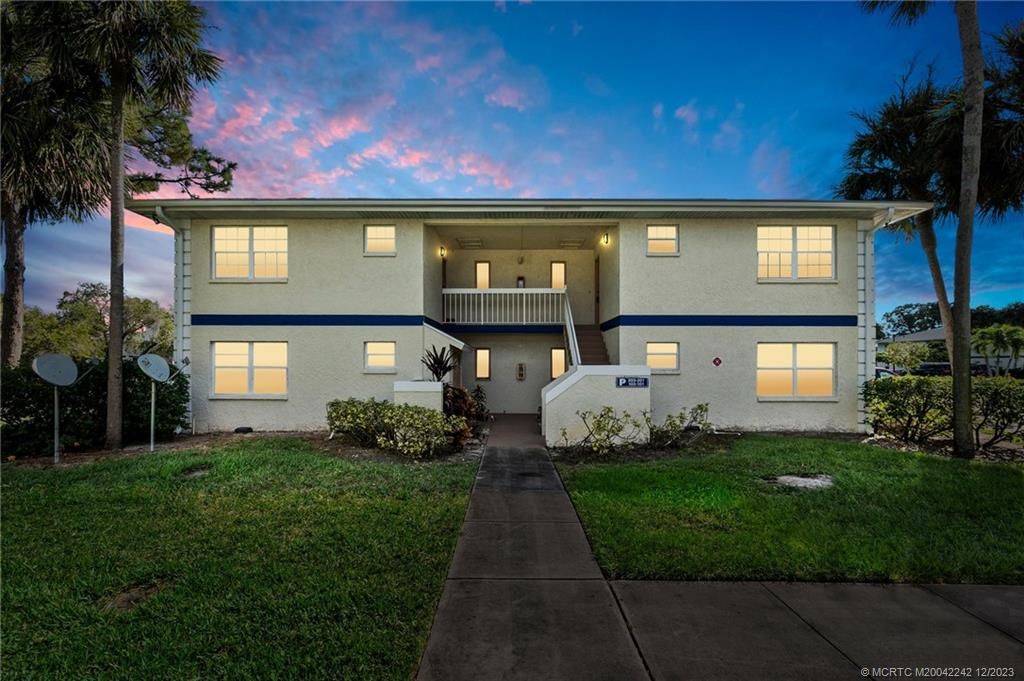 Photo of 1522 SE Royal Green Circle #201, Port Saint Lucie, FL 34952 (MLS # M20042242)