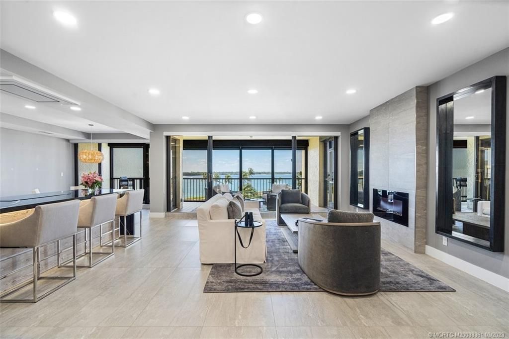 Photo of 2816 SE Dune Drive #2406, Stuart, FL 34996 (MLS # M20038361)