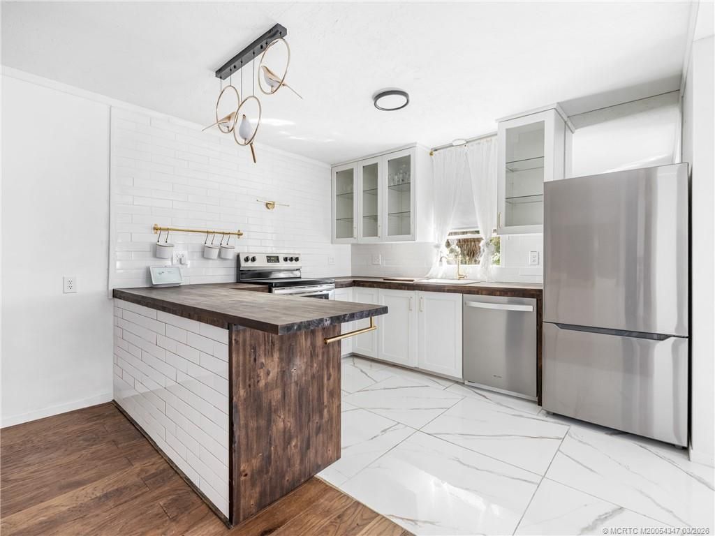 Photo of 2555 PGA Boulevard #170, Palm Beach Gardens, FL 33410 (MLS # M20054347)