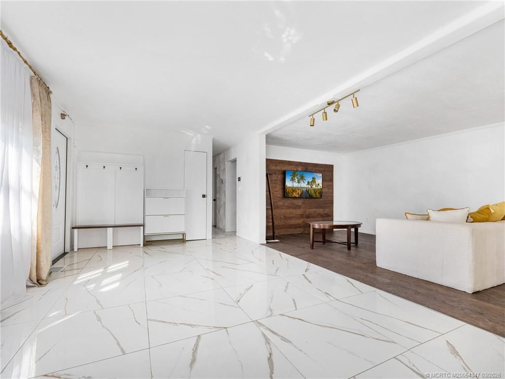 Photo of 2555 PGA Boulevard #170, Palm Beach Gardens, FL 33410 (MLS # M20054347)