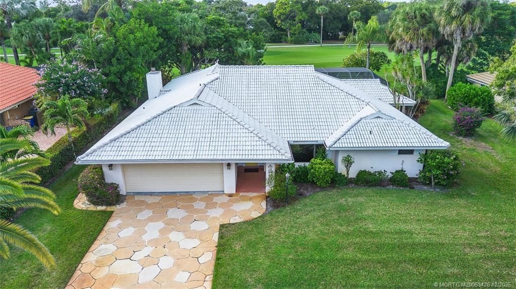Photo of 3181 SE Fairway W, Stuart, FL 34997 (MLS # M20053426)