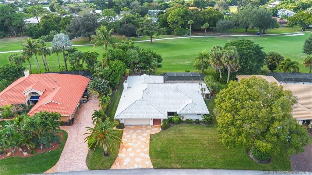 Photo of 3181 SE Fairway W, Stuart, FL 34997 (MLS # M20053426)