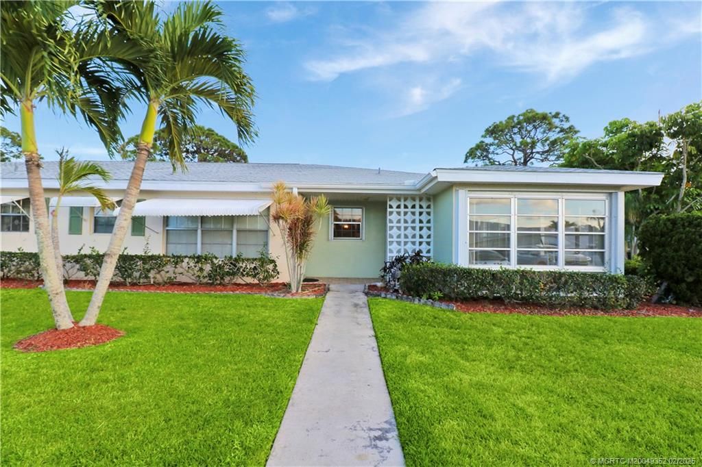 Photo of 211 Manatee Lane #D, Fort Pierce, FL 34982 (MLS # M20049352)