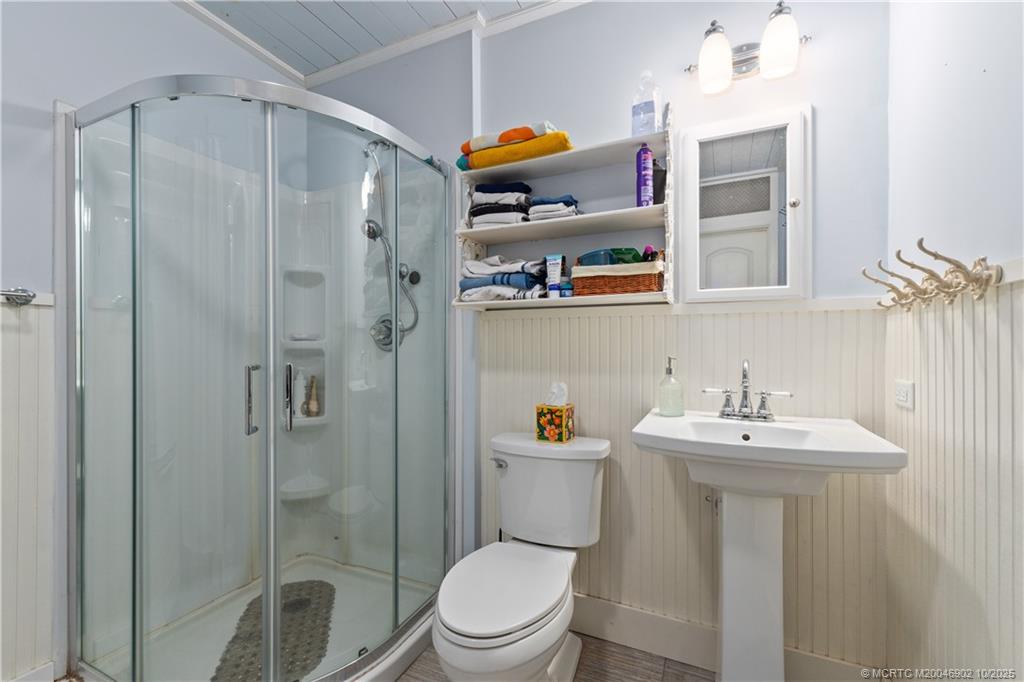 Palm City, Florida 34990, United States, 3 Bedrooms Bedrooms, ,2 BathroomsBathrooms,Residential,Active,41189