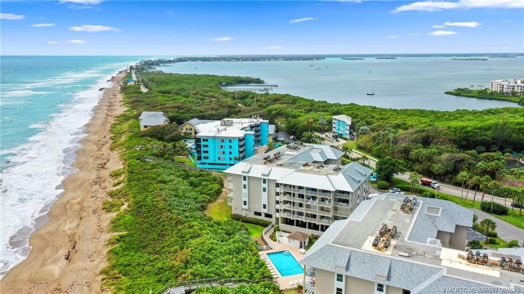 Photo of 379 NE Tradewind Lane #1306, Stuart, FL 34996 (MLS # M20055507)