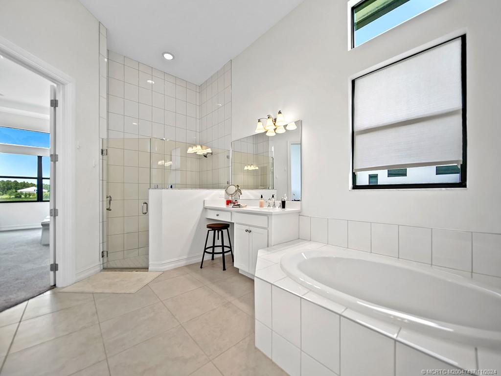 Palm City, Florida 34990, United States, 4 Bedrooms Bedrooms, ,5 BathroomsBathrooms,Residential,Pending,35214