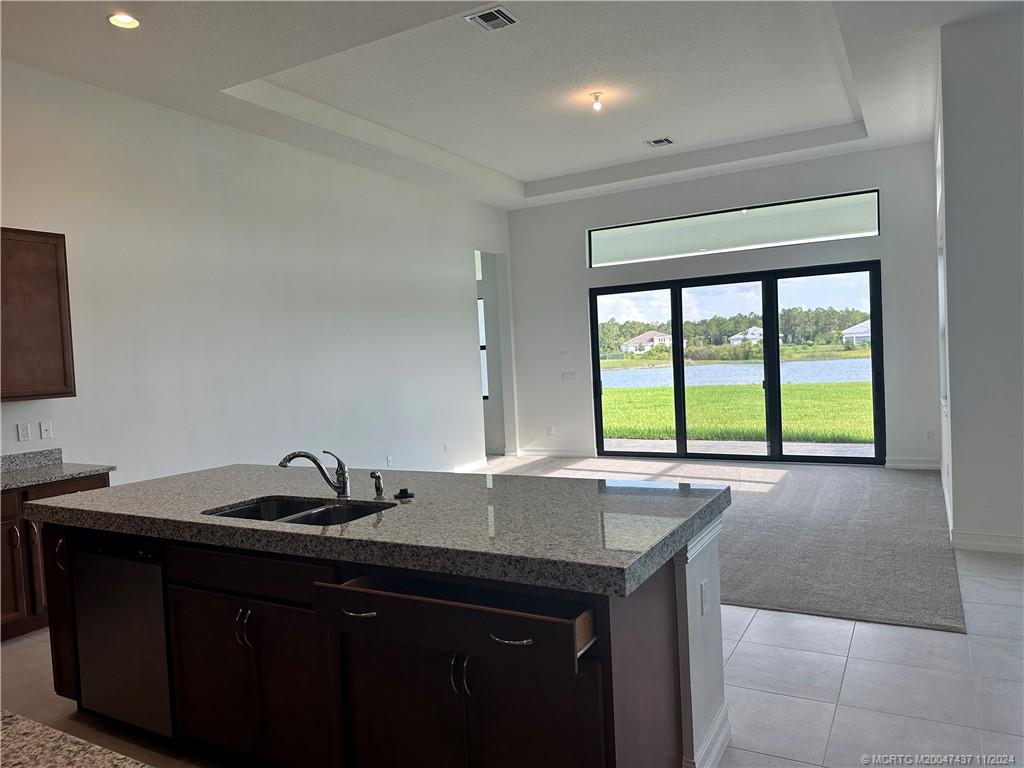 Palm City, Florida 34990, United States, 4 Bedrooms Bedrooms, ,5 BathroomsBathrooms,Residential,Pending,35214