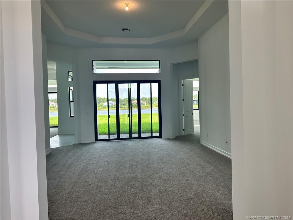 Palm City, Florida 34990, United States, 4 Bedrooms Bedrooms, ,5 BathroomsBathrooms,Residential,Pending,35214