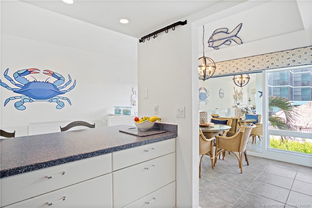 Stuart, Florida 34996, United States, 2 Bedrooms Bedrooms, ,3 BathroomsBathrooms,Residential,Active,250572